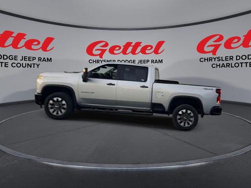 2022 Chevrolet Silverado 2500 Custom