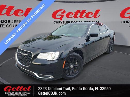 2023 Chrysler 300 Touring