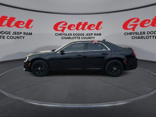 2023 Chrysler 300 Touring