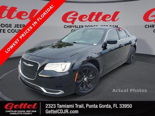2023 Chrysler 300 Touring