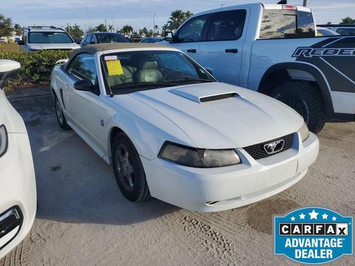 2004 Ford Mustang Premium