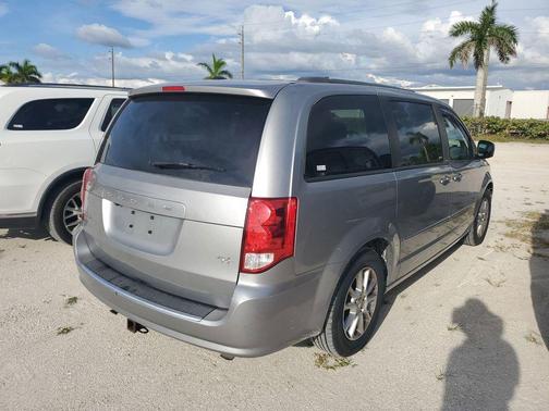 2013 Dodge Grand Caravan R/T