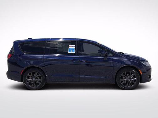 2019 Chrysler Pacifica Touring Plus