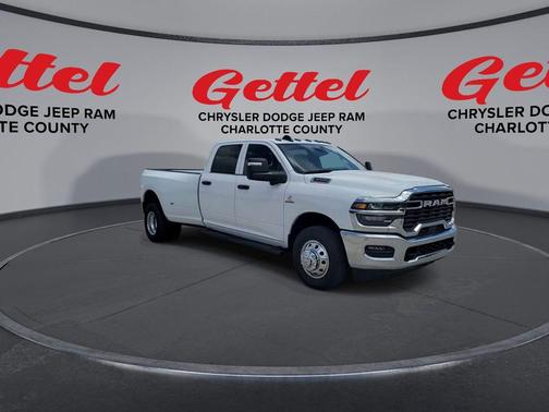 2025 RAM 3500 Tradesman Crew Cab 4x2 8' Box