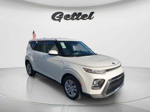 Snow White Pearl 2021 Kia Soul LX