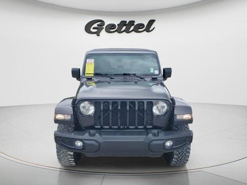 Granite Crystal Metallic Clearcoat 2021 Jeep Gladiator Willys 4x4