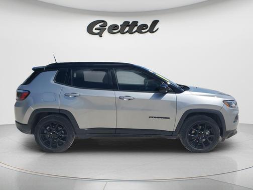 Billet Silver Metallic Clearcoat 2022 Jeep Compass Latitude