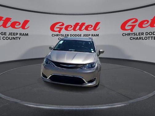 2018 Chrysler Pacifica Touring-L Plus