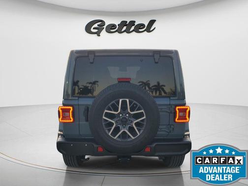 2024 Jeep Wrangler 4-Door Sahara 4x4