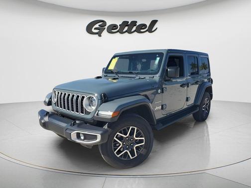 2024 Jeep Wrangler 4-Door Sahara 4x4