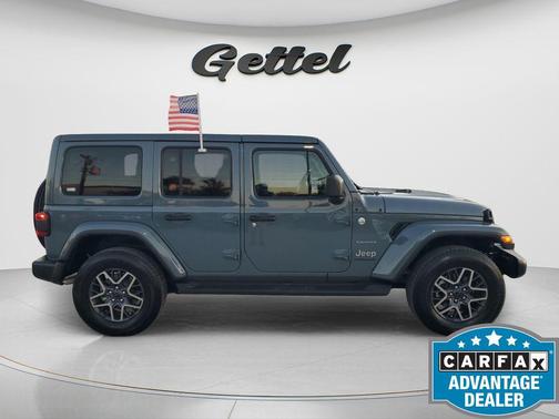 2024 Jeep Wrangler 4-Door Sahara 4x4