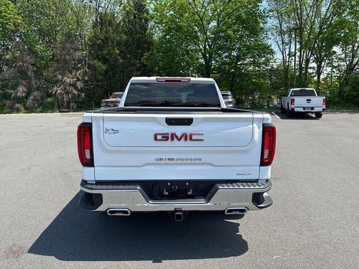 Summit White 2026 GMC Sierra 1500 SLT
