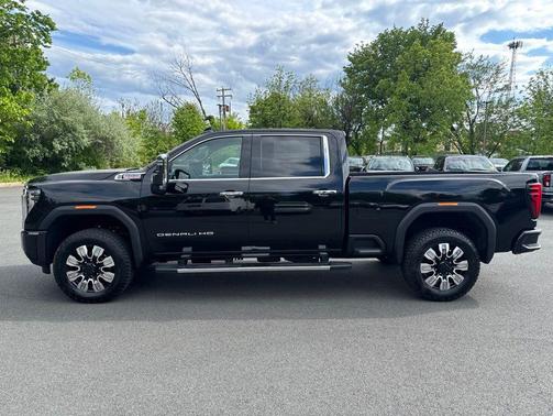 Onyx Black 2026 GMC Sierra 2500 Denali