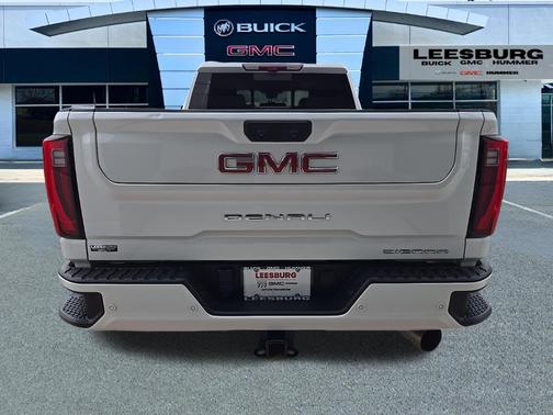 White Frost Tricoat 2024 GMC Sierra 2500 Denali