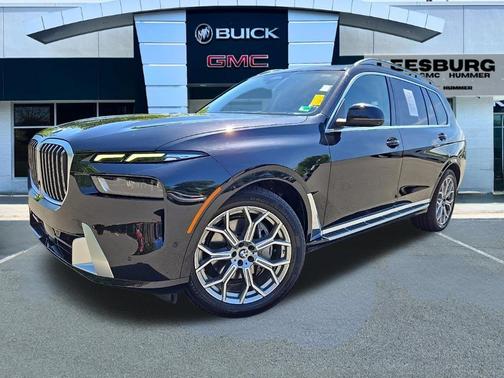 Black Sapphire Metallic 2025 BMW X7 xDrive40i