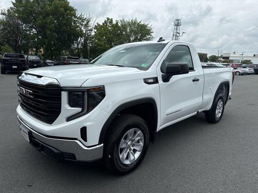 2025 GMC Sierra 1500 Pro