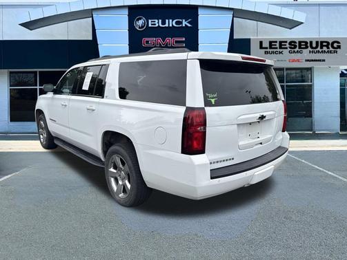 Summit White 2019 Chevrolet Suburban LT