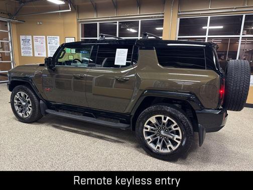 2025 GMC HUMMER EV SUV 3X