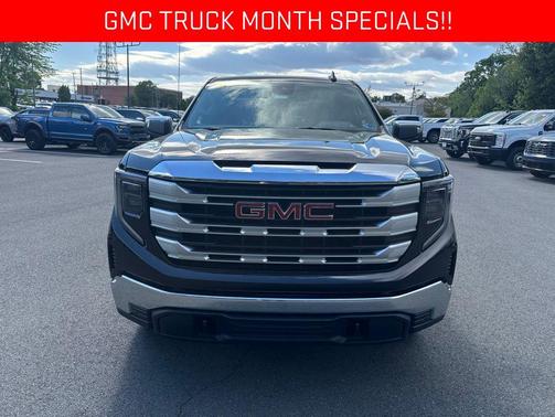 Onyx Black 2026 GMC Sierra 1500 SLE