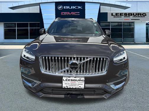 2025 Volvo XC90 B6 Ultra
