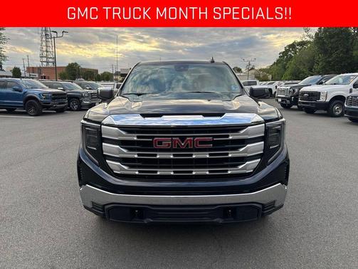 Onyx Black 2026 GMC Sierra 1500 SLE