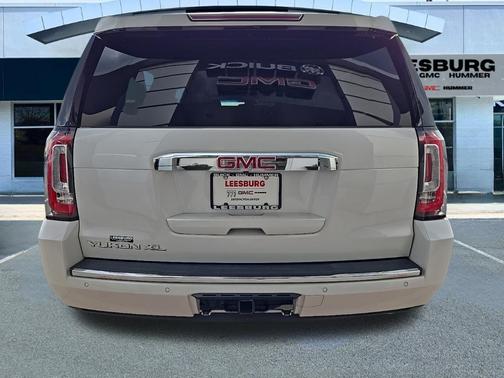 White Frost Tricoat 2019 GMC Yukon XL Denali