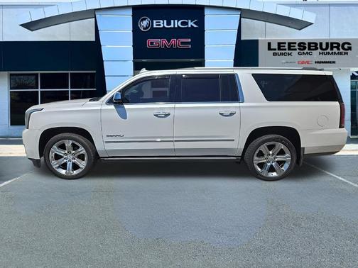 White Frost Tricoat 2019 GMC Yukon XL Denali