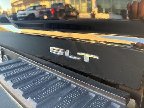 2024 GMC Sierra 3500 SLT