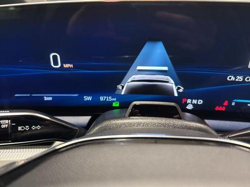 2025 Cadillac OPTIQ Sport 2 AWD