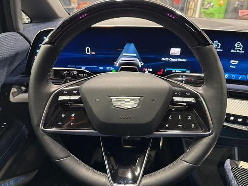 2025 Cadillac OPTIQ Sport 2 AWD