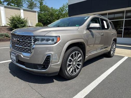 2022 GMC Acadia Denali