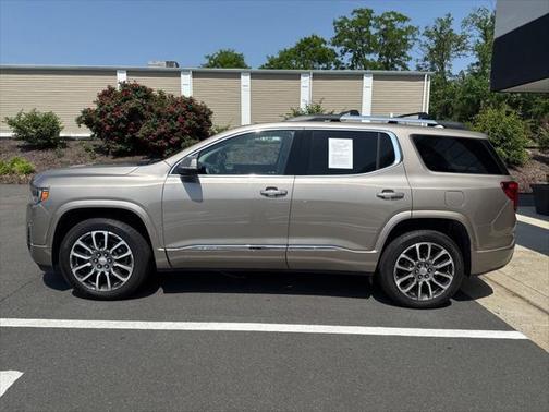 2022 GMC Acadia Denali