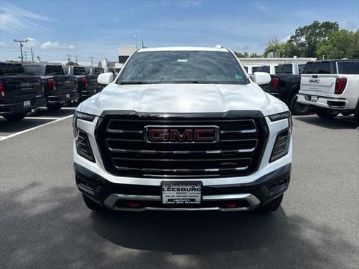 2025 GMC Yukon 4WD AT4