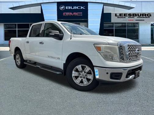 2018 Nissan Titan SV
