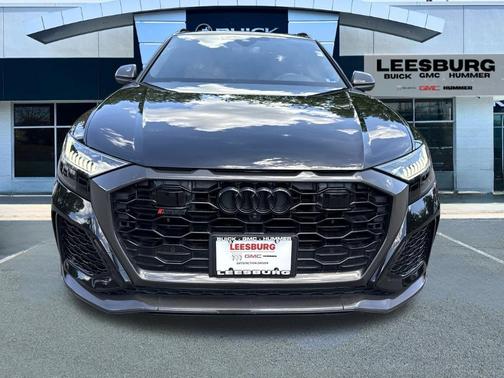 Mythos Black Metallic 2022 Audi RS Q8 4.0T