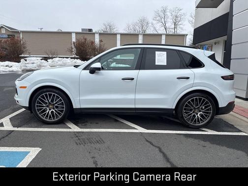 2022 Porsche Cayenne Platinum Edition