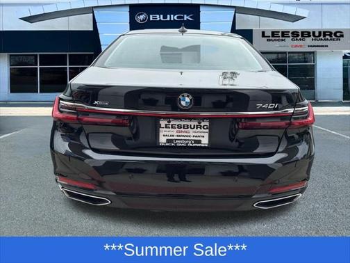 2022 BMW 740 i xDrive