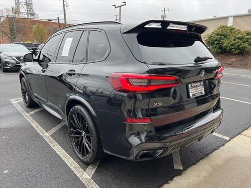 2022 BMW X5 M50i