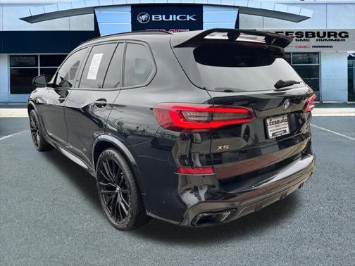 2022 BMW X5 M50i