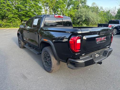 Onyx Black 2026 GMC Canyon Elevation