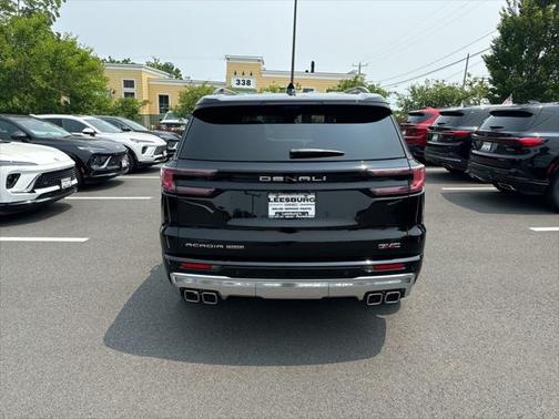 2025 GMC Acadia Denali