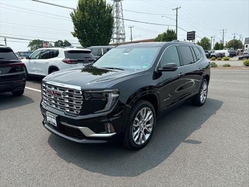 2025 GMC Acadia Denali