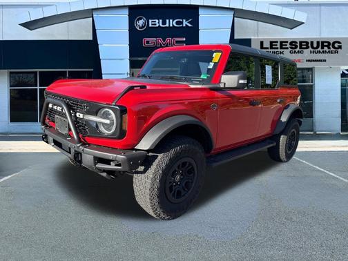 RACE RED 2022 Ford Bronco Wildtrak