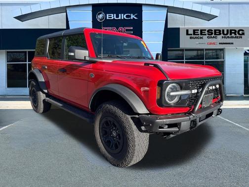 RACE RED 2022 Ford Bronco Wildtrak