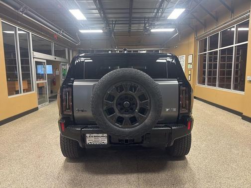 Magnus Gray Matte 2026 GMC HUMMER EV SUV 3X