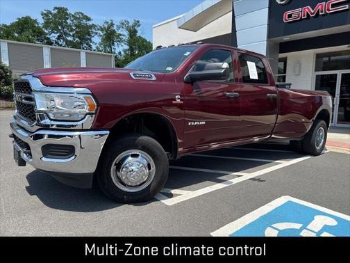 2022 RAM 3500 Tradesman Crew Cab 4x4 8' Box