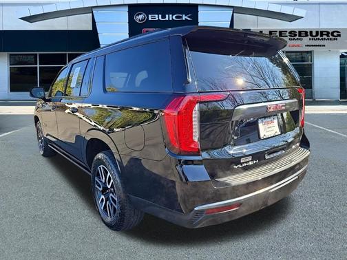 2023 GMC Yukon XL 4WD AT4