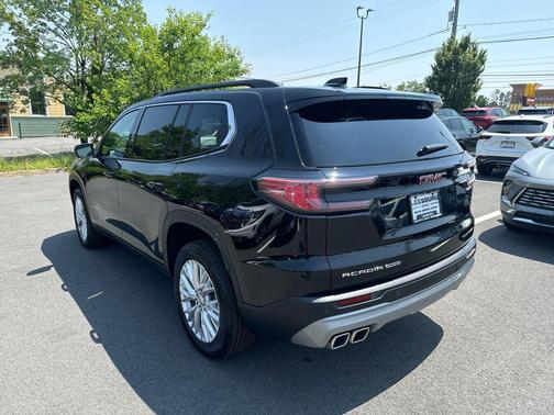 2025 GMC Acadia AWD Elevation