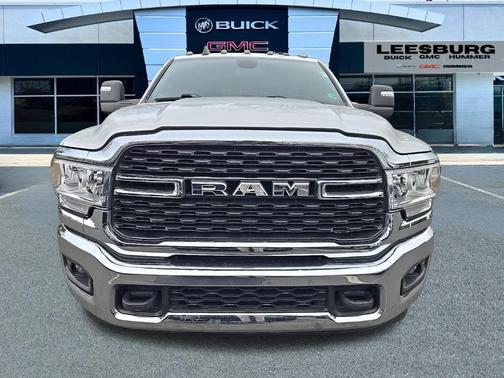 2023 RAM 3500 Big Horn Crew Cab 4x4 8' Box