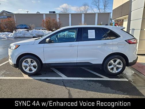 2021 Ford Edge SE